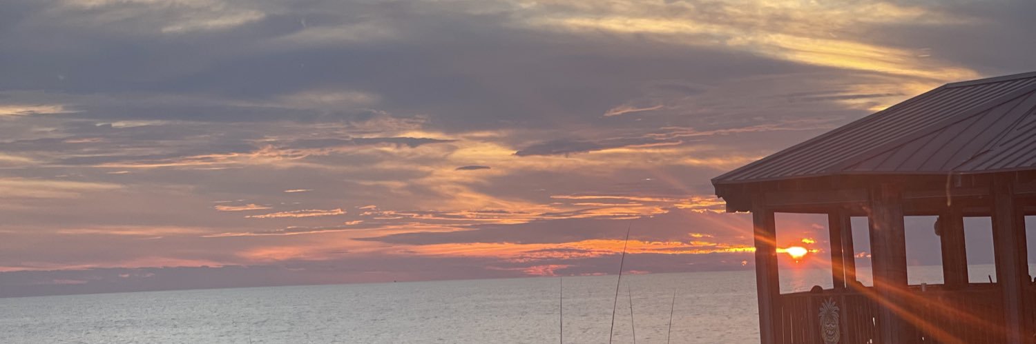 Monimoee's profile banner image