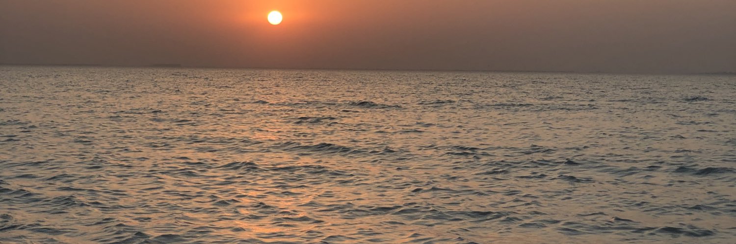 E♡ banner