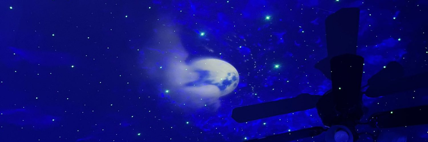rucabruja's profile banner image
