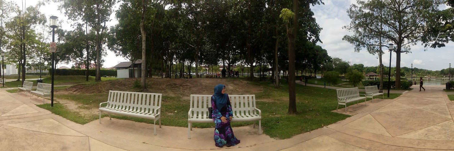 Nadeeya's profile banner image