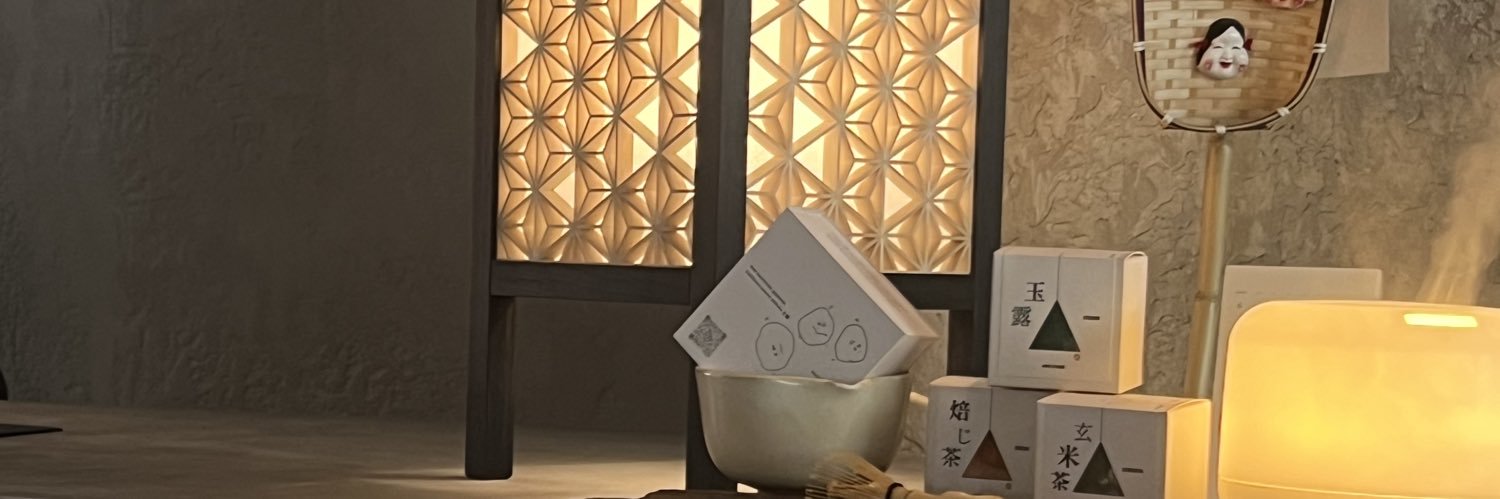 hev ⋆ ಇ. °'s banner