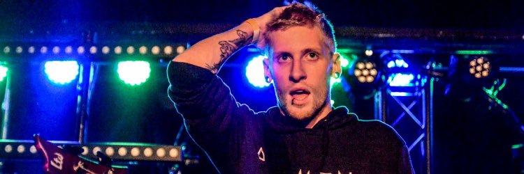 littleseavy's profile banner image