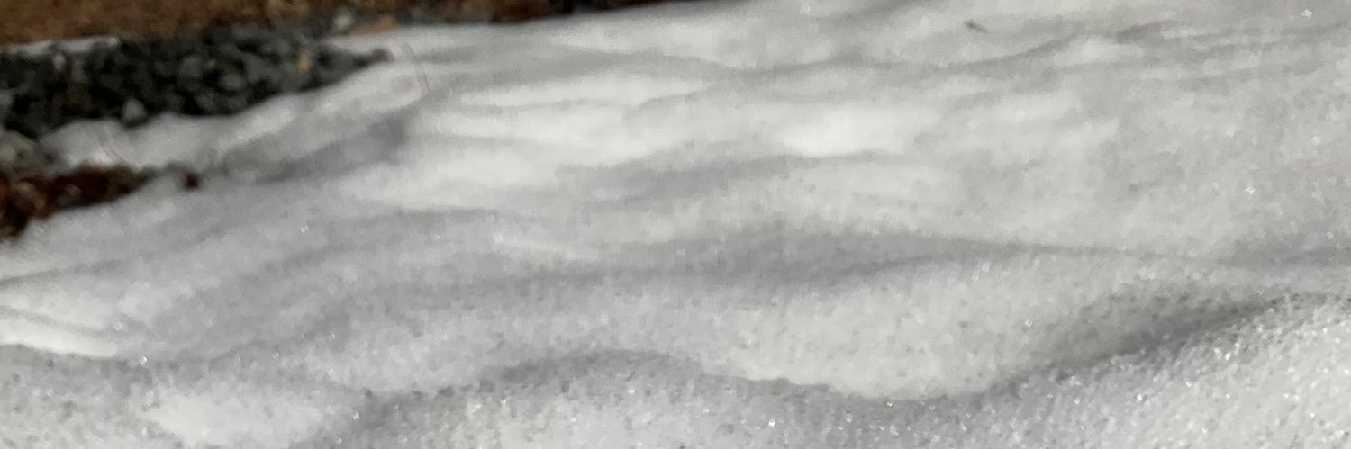 梟雨 banner