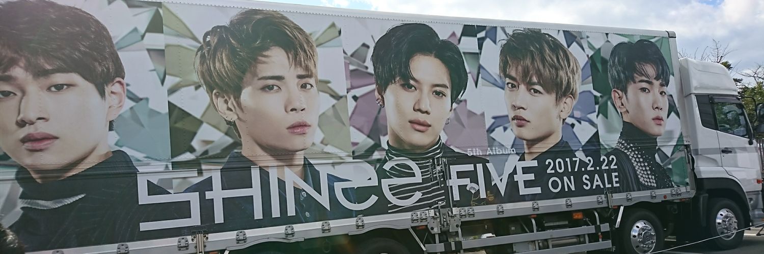 M01Y16's profile banner image