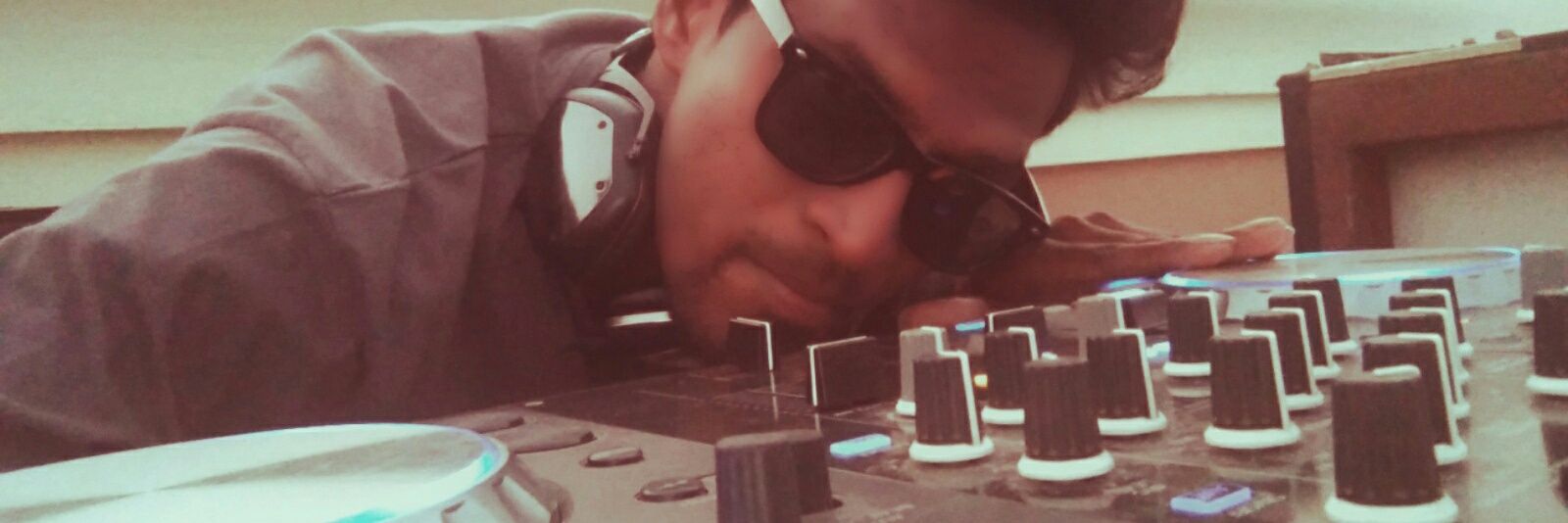 DJvcTor's profile banner image
