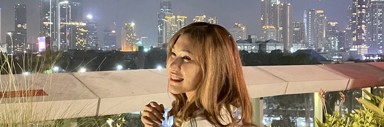 puterifaradila's profile banner image