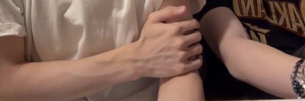 ˑ banner