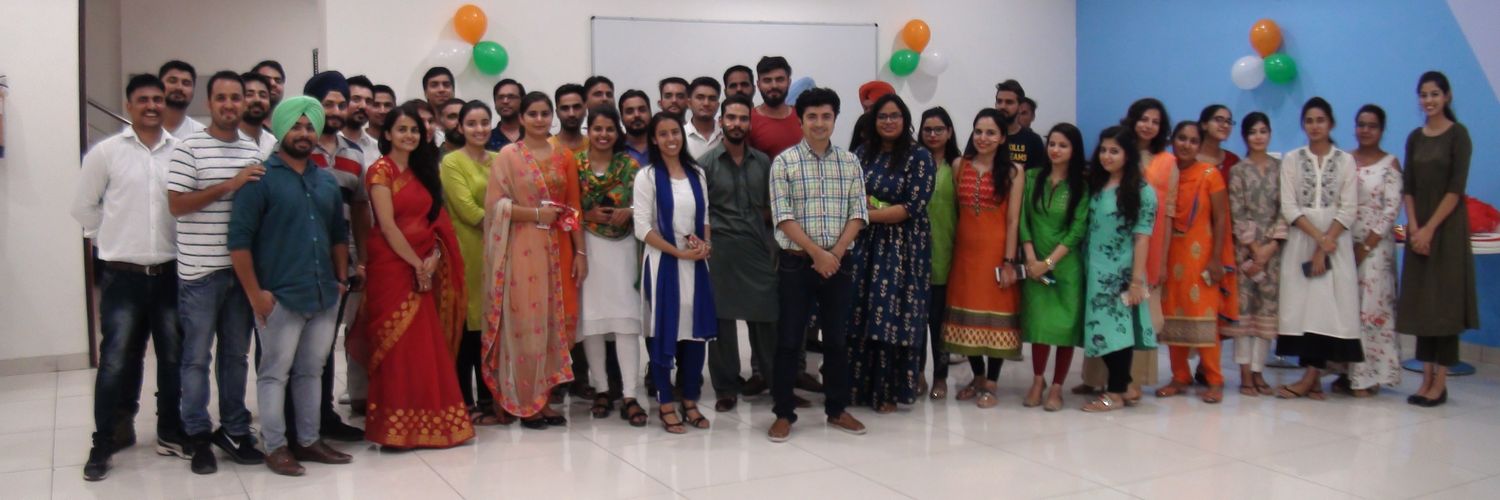 shivanithakur28's profile banner image