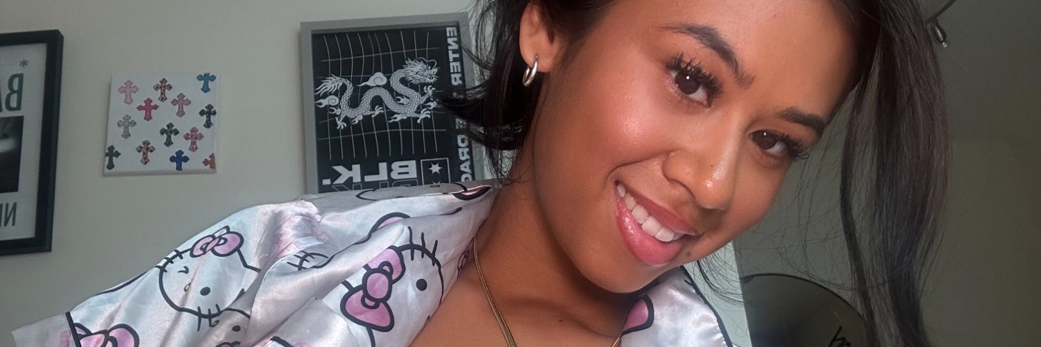karinatheebomb's profile banner image