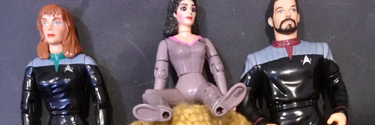 juliahosack 🖖🏻⚽️🌈🦄🤟🏻🏳️‍⚧️ banner