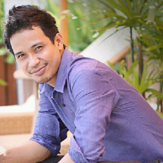 Jhule_here's profile banner image