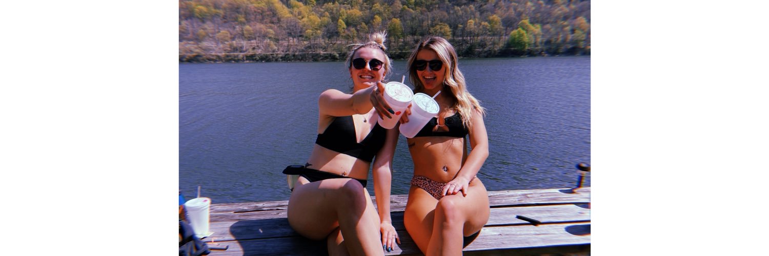 hannahkovach14's profile banner image