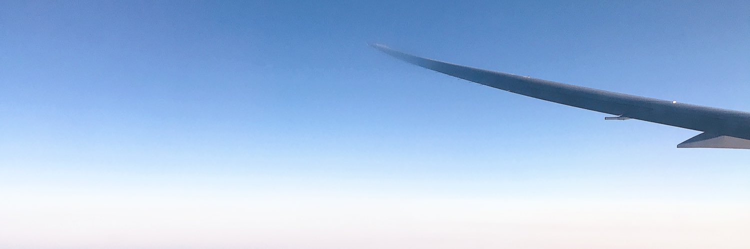 Luckyschna's profile banner image