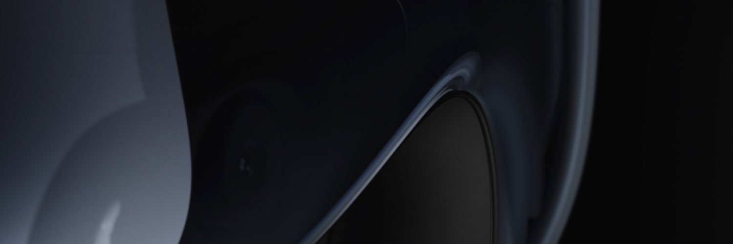 M1's banner