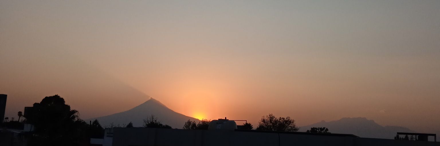 RosGatica's profile banner image
