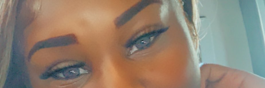 ladyleo8300's profile banner image