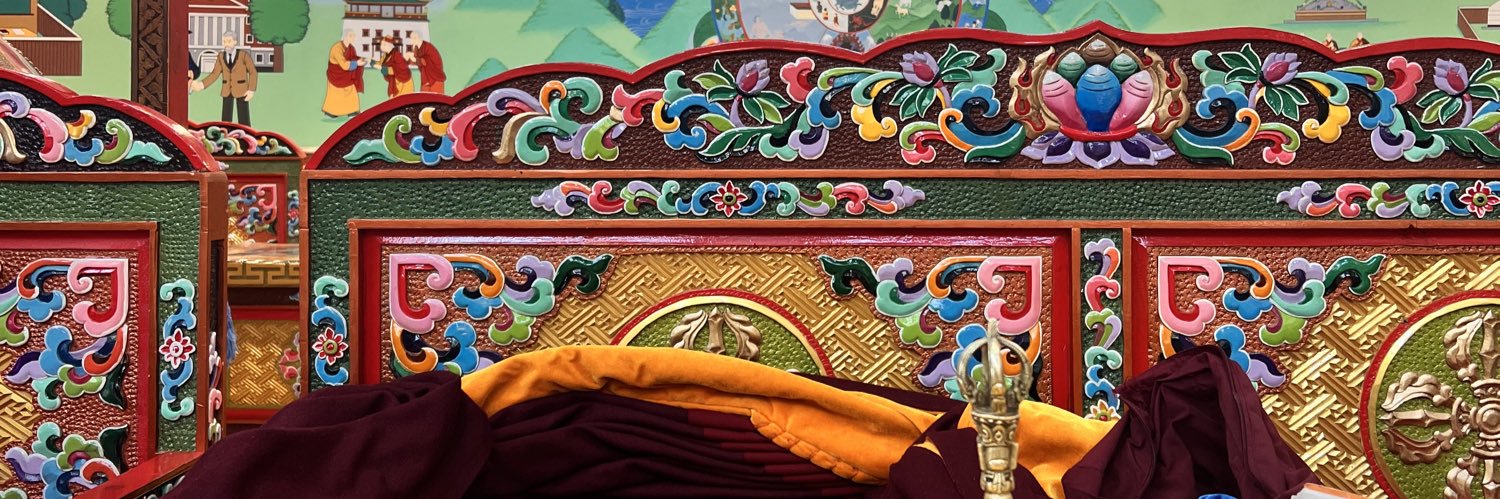 taradara77's profile banner image
