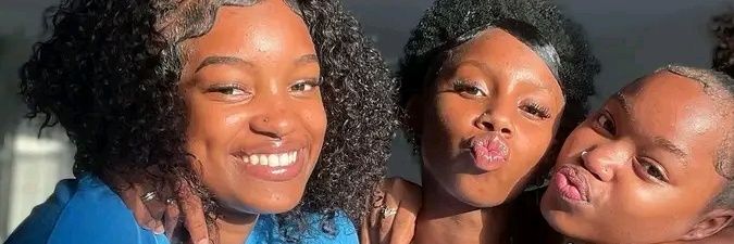 Zara Emily 🧡  banner