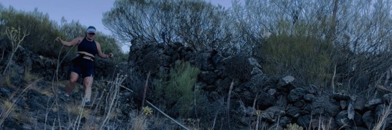 AngelaLuis23's profile banner image