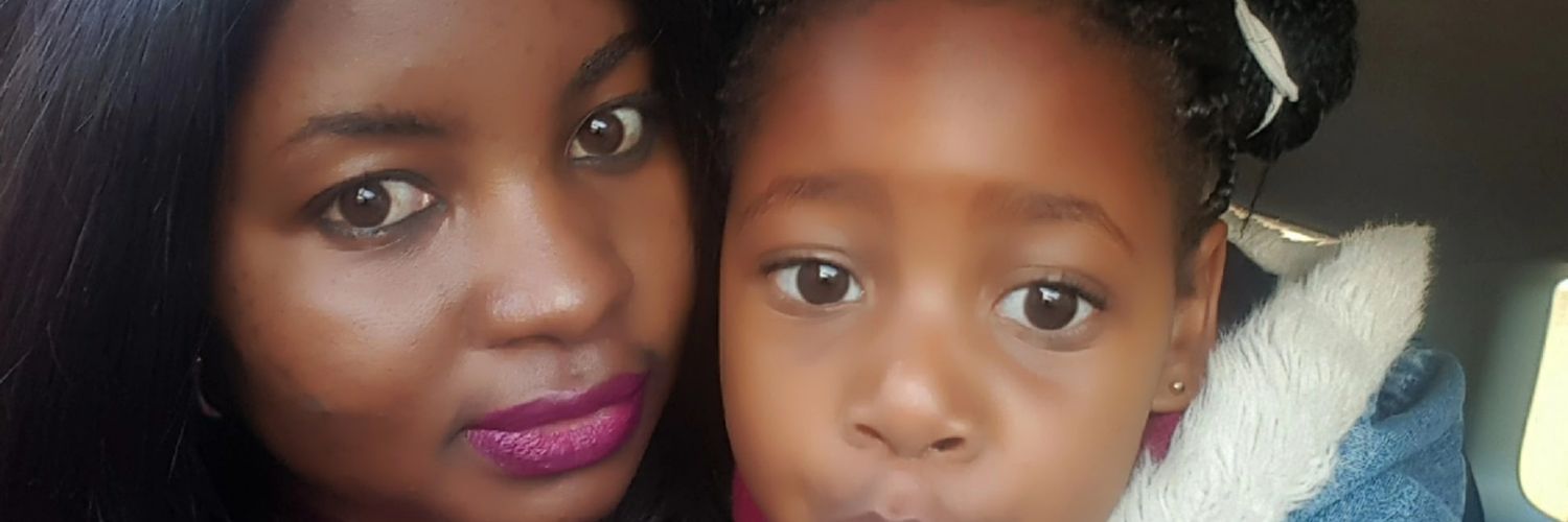 ntaka_roxy's profile banner image