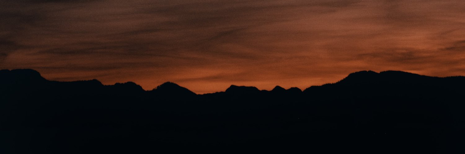 op1iz's profile banner image