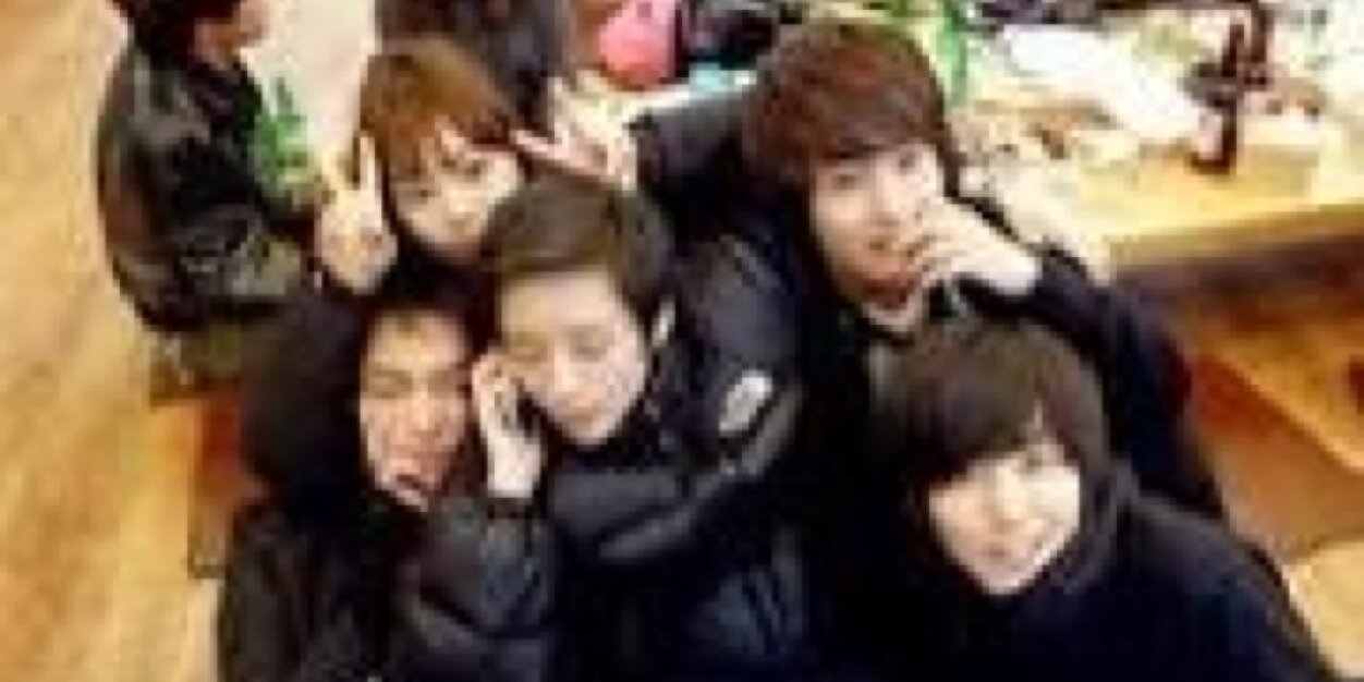 SHINeeloveSG's profile banner image