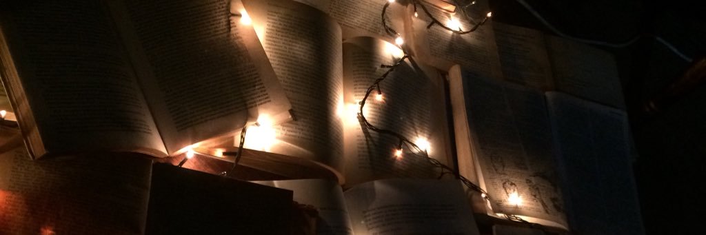 vicky_tarno's profile banner image
