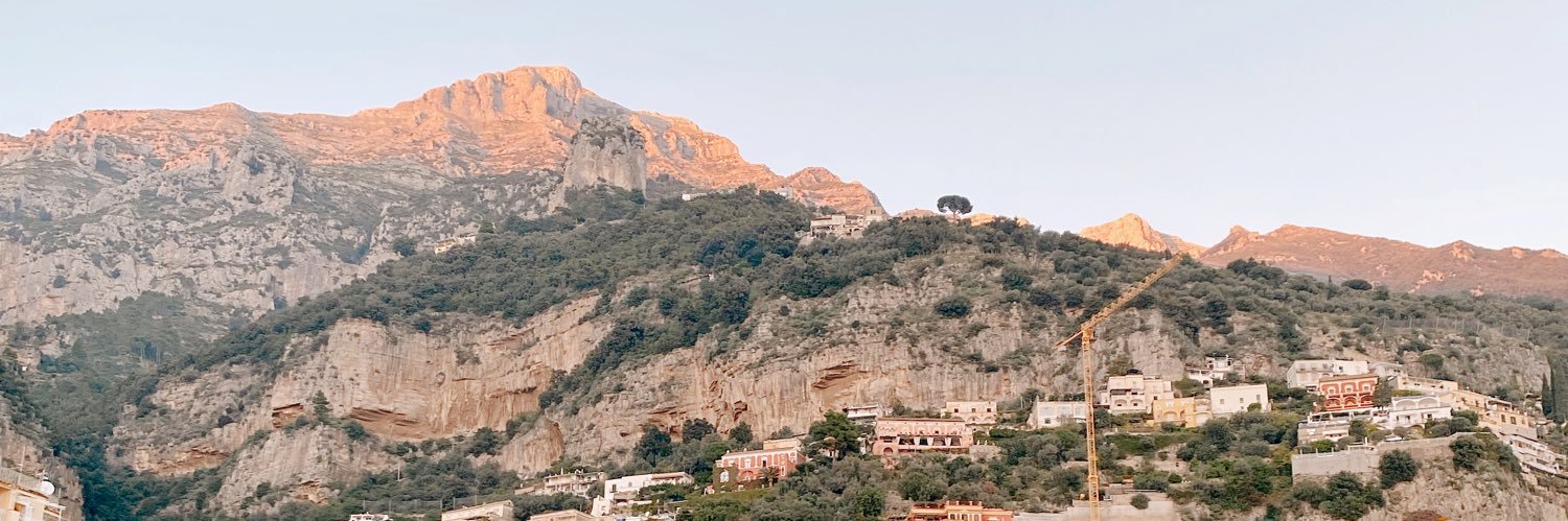 AnabelGiaroli's profile banner image