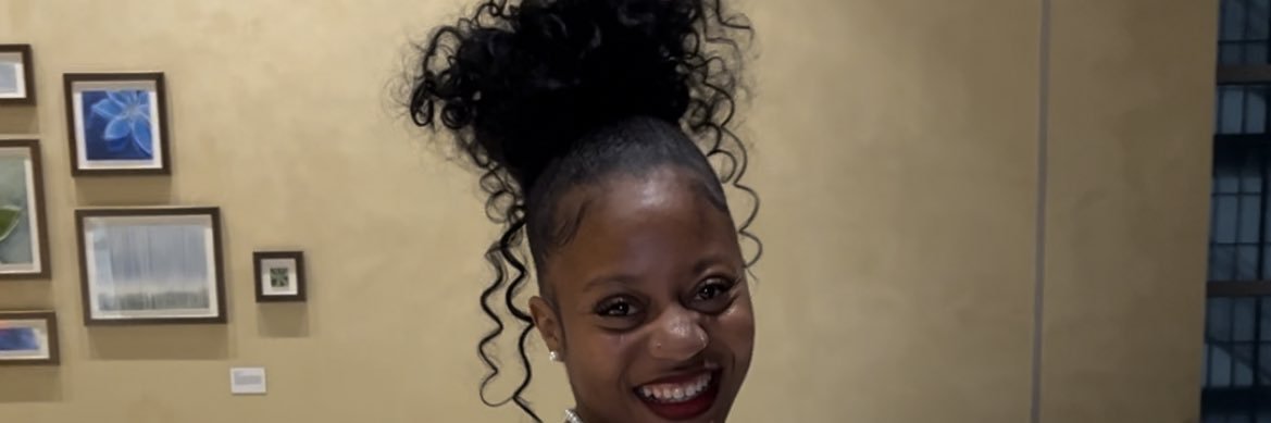 deellve's profile banner image