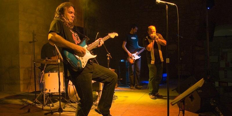 Morueta's profile banner image