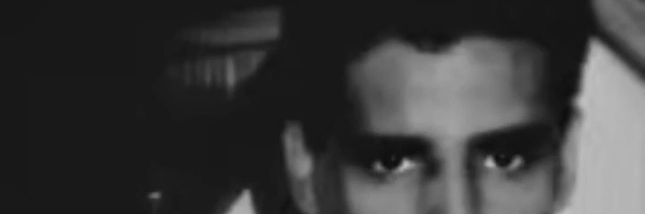 K banner