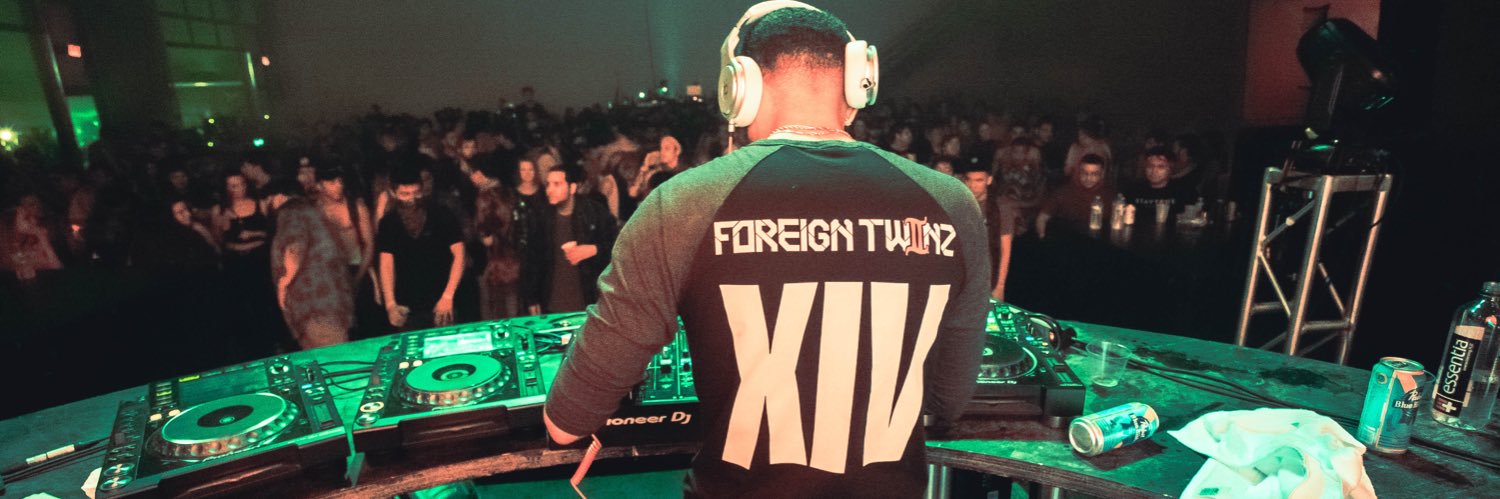 ForeignTwiinz's profile banner image