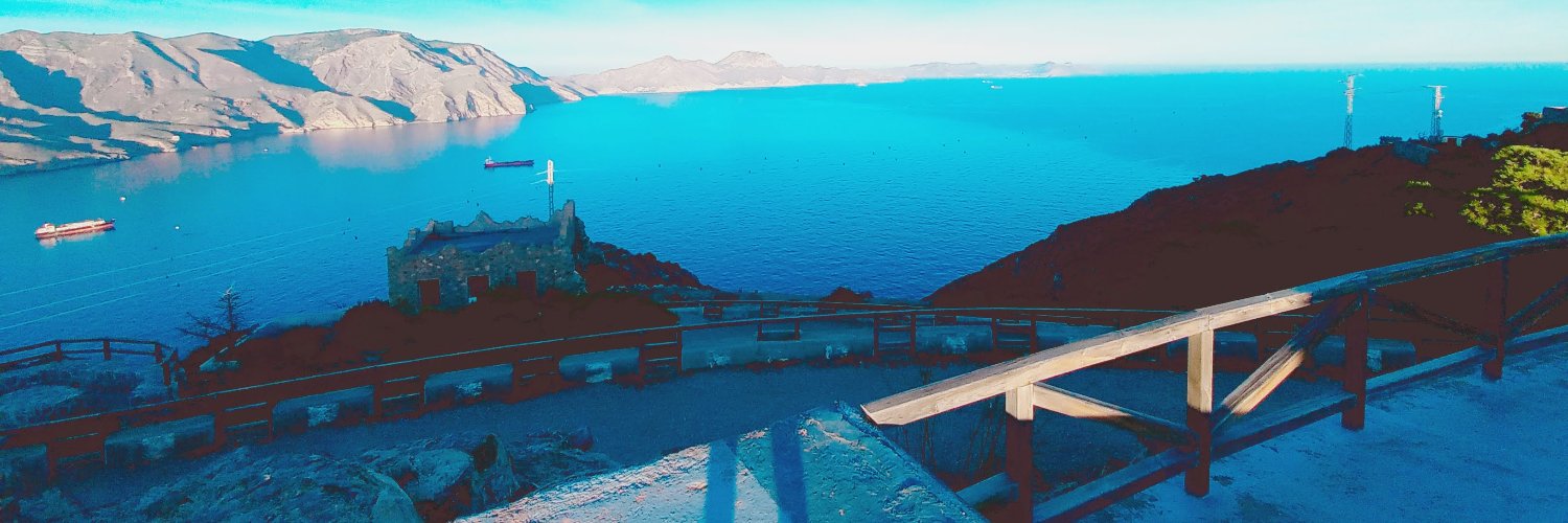 yuliyoli's profile banner image