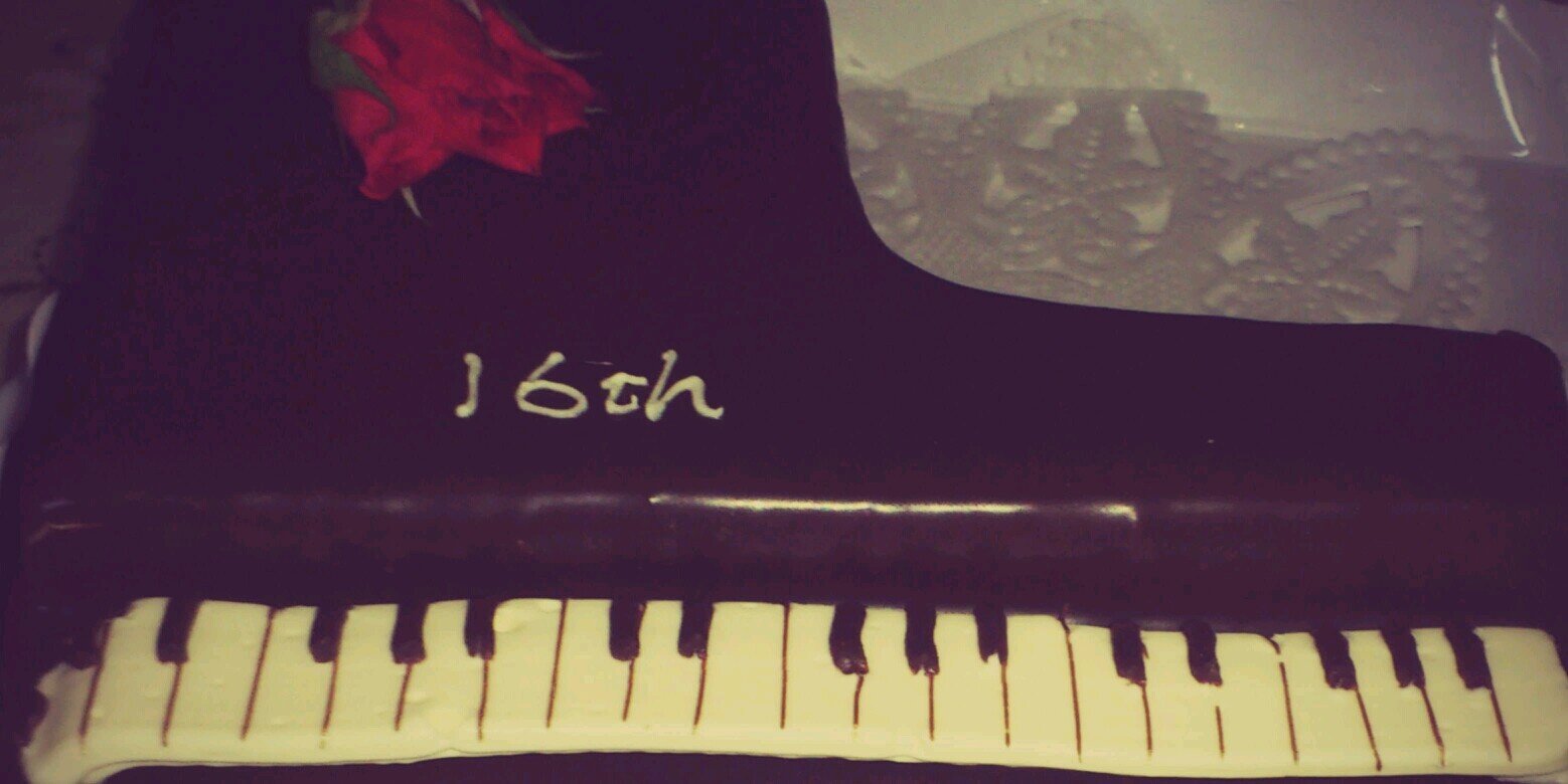 yce25028t's profile banner image