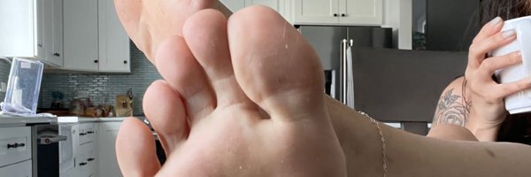 ThinkingOnHer Profile Banner