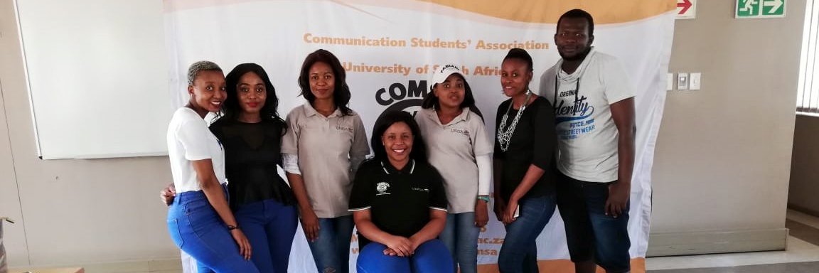 comsaunisa's profile banner image