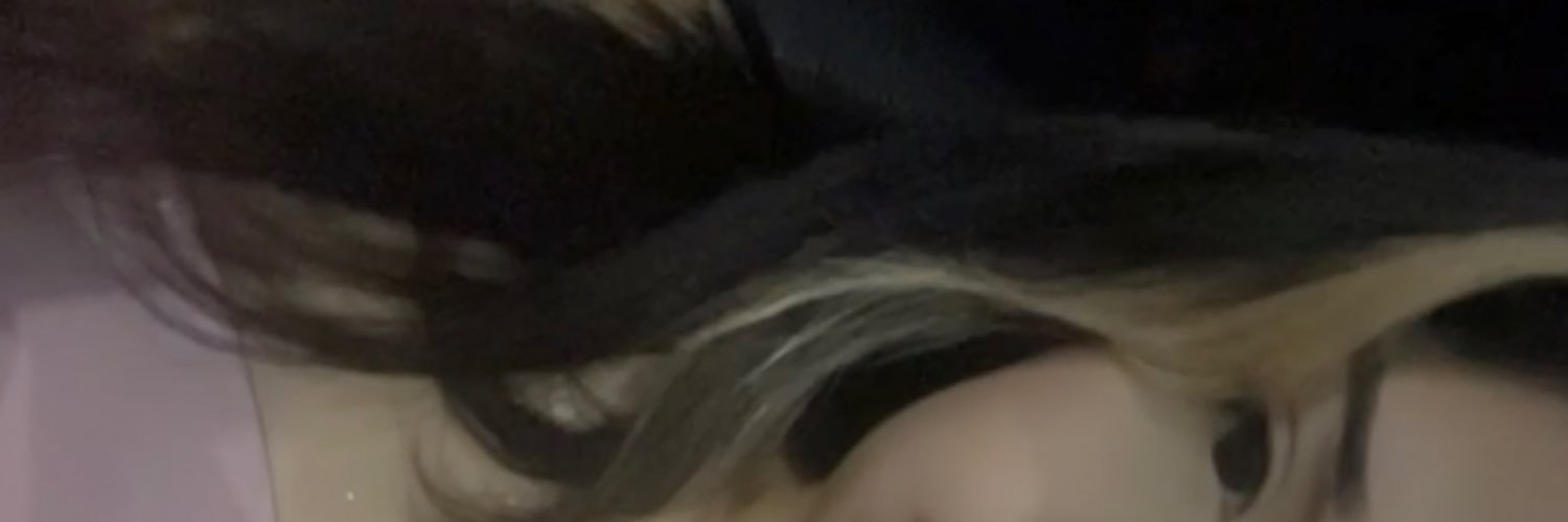 luvrlucie's profile banner image
