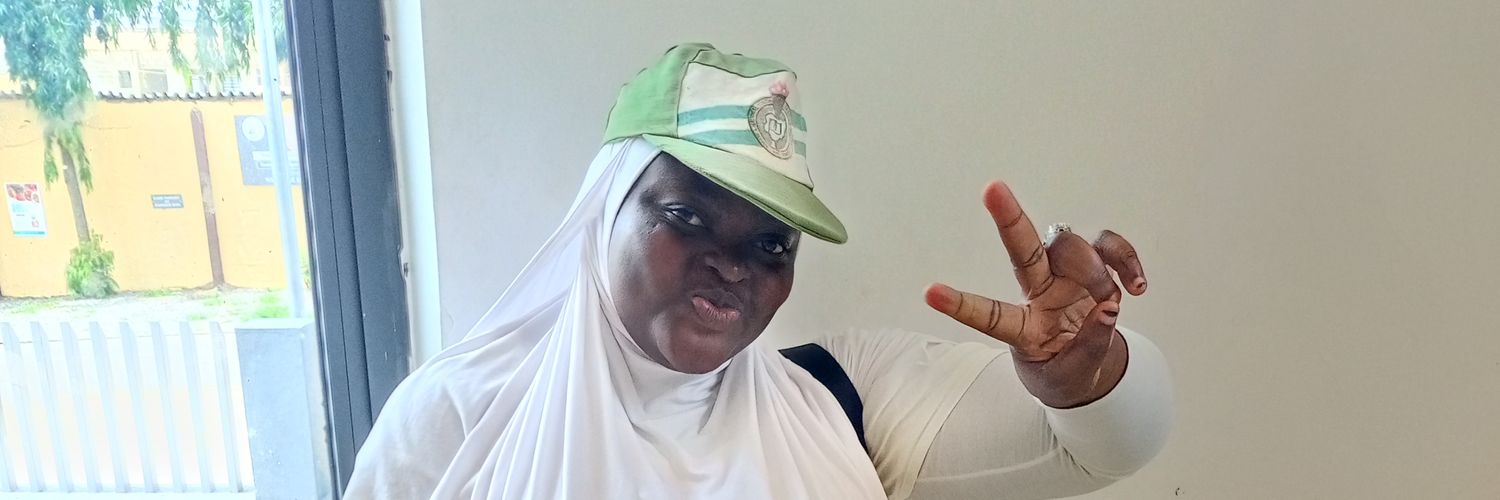 Yobams The Queen of Powerbank's banner