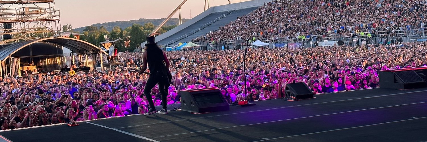 Slash Army Austria 🇦🇹's banner