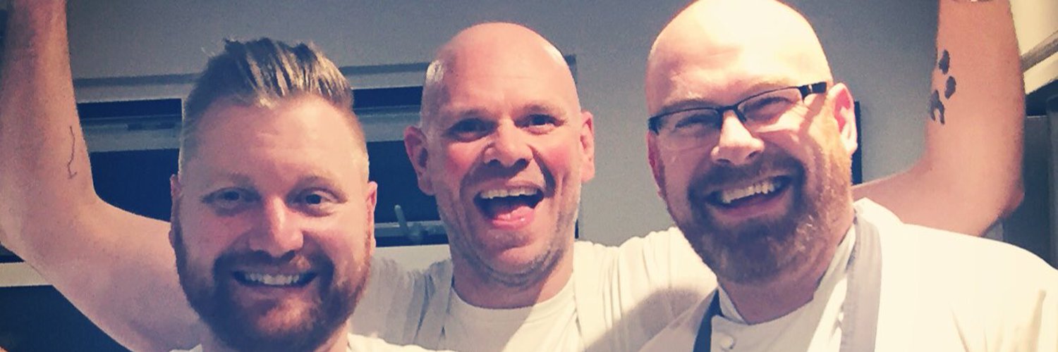 Simon Hulstone Profile Banner