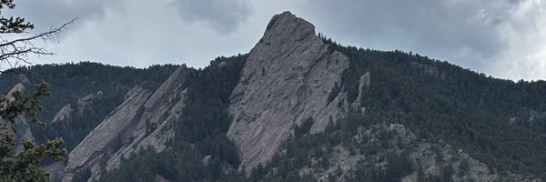 WellesleyRock Profile Banner
