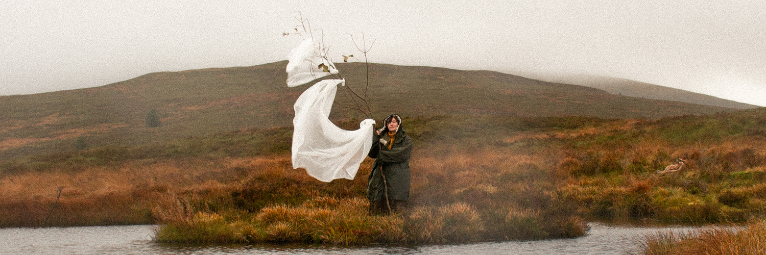 zoë bestel banner