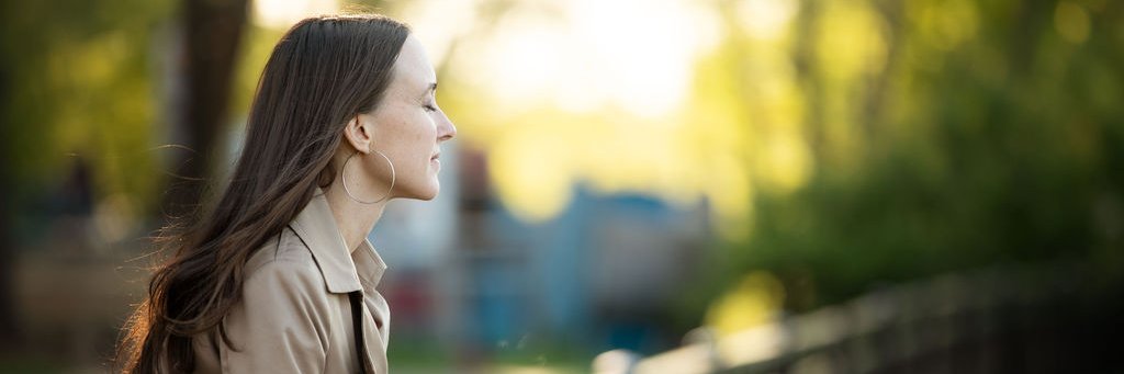 Elizabeth Grace Saunders banner
