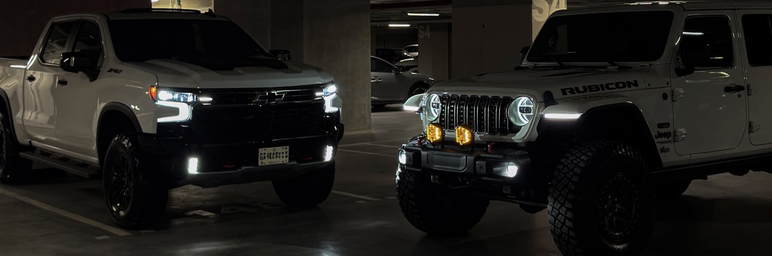ev096_'s profile banner image