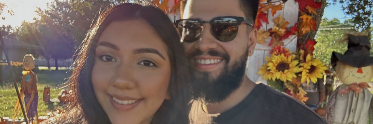 stephaniee_val's profile banner image