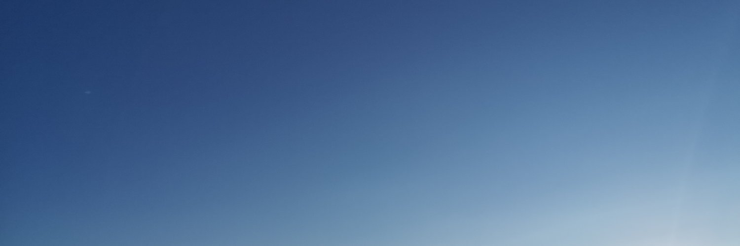 moveya's profile banner image