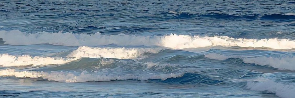 MutluBetul's profile banner image