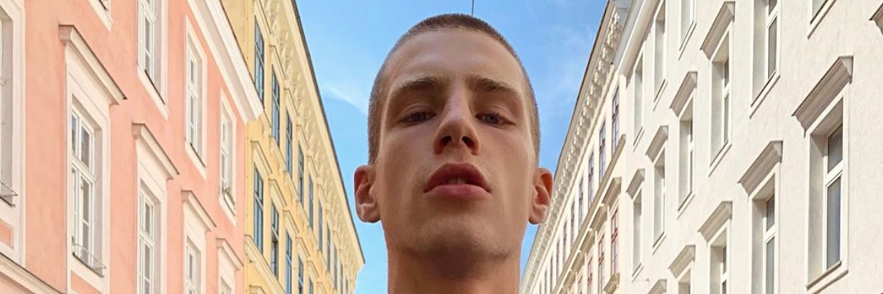 czengethan's profile banner image
