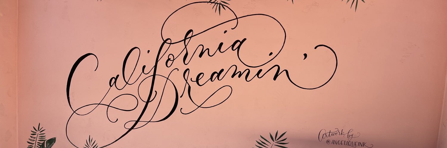 Mommmieeree's profile banner image