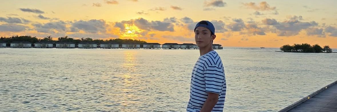 svt_526_dk's profile banner image